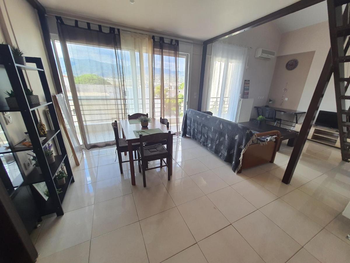 Seaside Beach Apartment กาลามาตา ภายนอก รูปภาพ